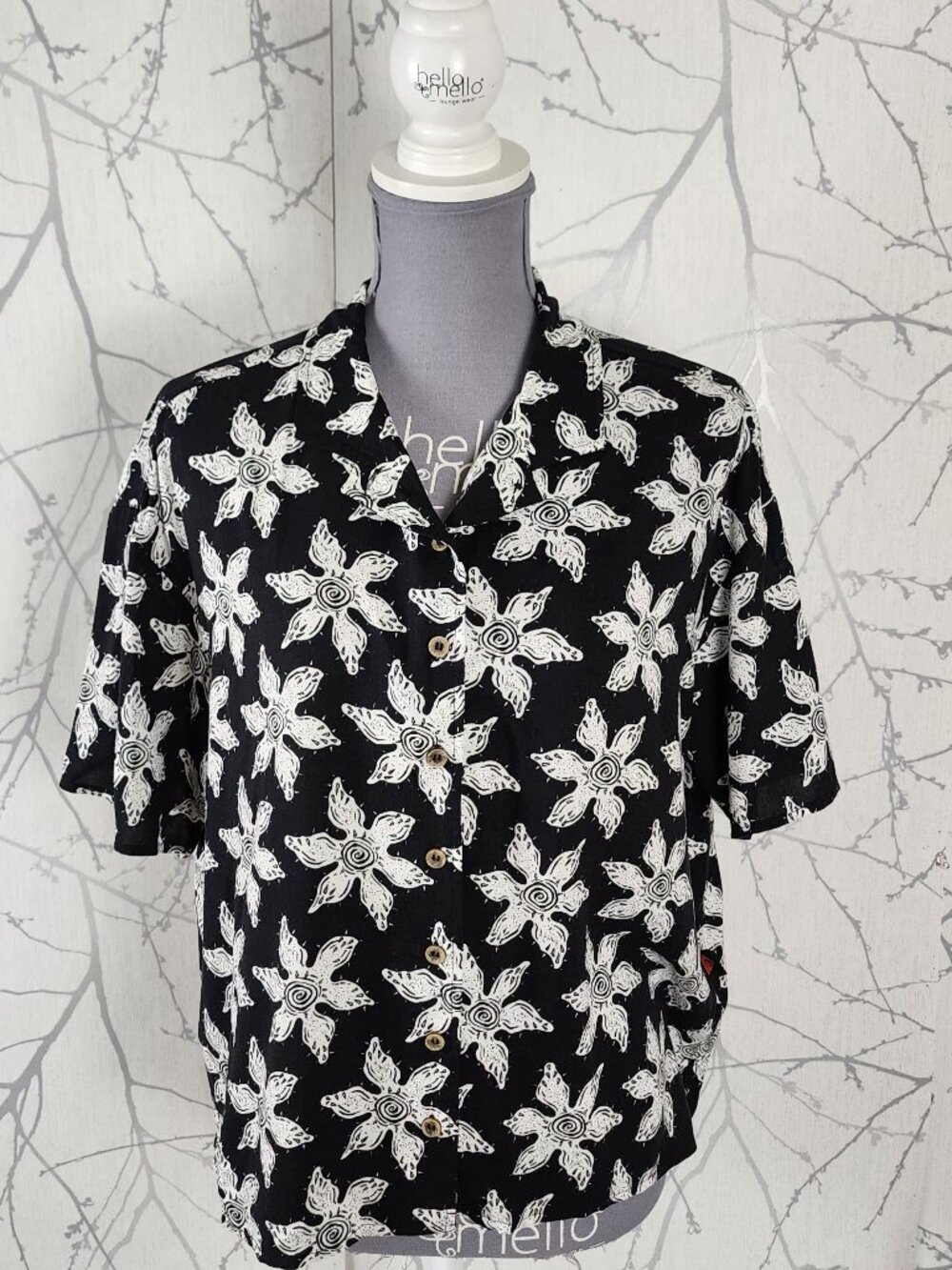 Quicksilver x Stranger Things Demogorgon Print Boxy Fit Shirt